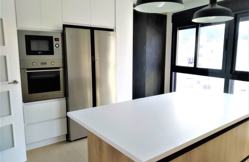 Diputación de Cartagena Casco Apartamento | PISO EN LA PLAZA DE ESPAÑA + PARKING