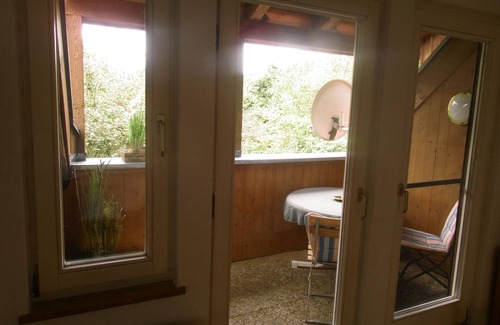 Grossheppach Apartamento | Apartment in the Schnakenstich, 80 m², 2 bedrooms, living room, eat-in kitchen...