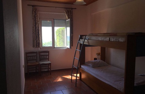 Mariou Apartamento | Apartamento en el pueblo con terraza.