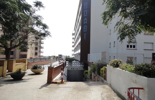 Torredembarra Apartamento | Apartamento en Torredembarra: 2 hab, aire acondicionado, WiFi, aparcamiento, frente al mar
