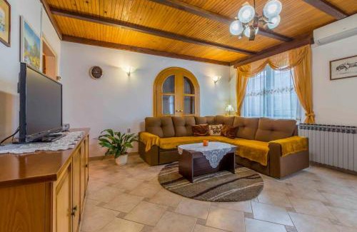 Tribalj Apartamento | Apartment in Tribalj 33528