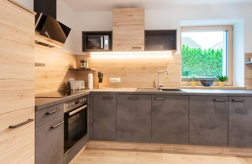 Umhausen Apartamento | Apartamento en Umhausen con jardín y zona de barbacoa