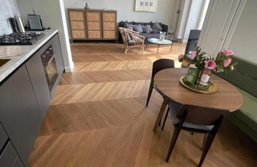 Vignone Apartamento | Apartment in Vignone Villa Setting