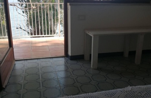 Cefalu Coast Apartamento | Apartment in villa a few steps from the sea