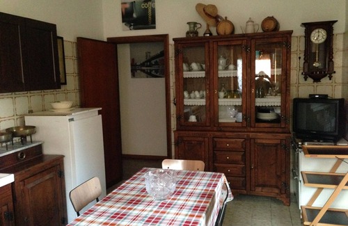 Ragalna Apartamento | APARTAMENTO EN VILLA GIOVANNA está equipada para todas sus necesidades.