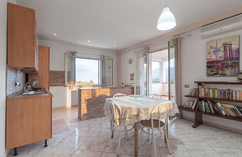 Cannizzaro-favara Villa | Apartamento "In Villa Marlory" con vistas al mar, 2 terrazas privadas y Wi-Fi