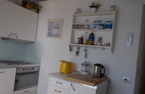 Carozzo Apartamento | APARTMENT IN VILLA ON THE TOP FLOOR SEA VIEW