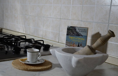 Imperia Villa | Apartamento en villa con piscina, jardín, amplia terraza, Wifi gratuito.