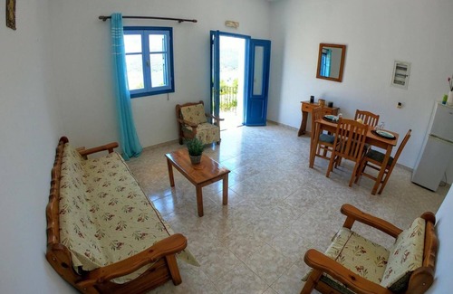 Pedi Apartamento | Apartamento 'Irene Doble Katoi' con vistas al mar, Wi-Fi y aire acondicionado.