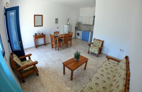 Pedi Apartamento | Apartamento 'Irene Doble Katoi' con vistas al mar, Wi-Fi y aire acondicionado.