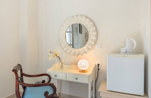 Massouri Apartamento | Apartamento 'Ismini Side Sea View' con jardín compartido, Wi-Fi y aire acondicionado.