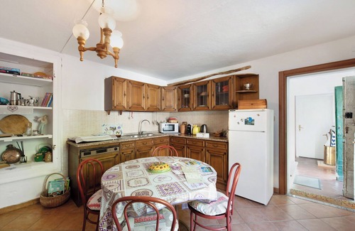 Borghetto Di Borbera Apartamento | Apartamento 'Orizzonte Calmo' con vistas a la montaña, jardín y Wi-Fi