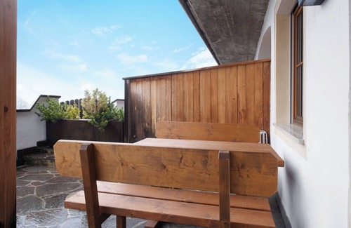 Carezza Apartamento | Apartamento "Angerle Alm Apt Similde B" con terraza privada, jardín compartido y Wi-Fi