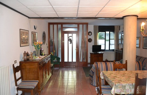 Chiesa in Valmalenco Casa | Apartment surrounded by greenery near the pine forest - relaxation and comfort