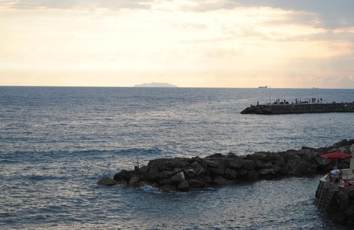 Quercianella Apartamento | apartamento cerca del mar