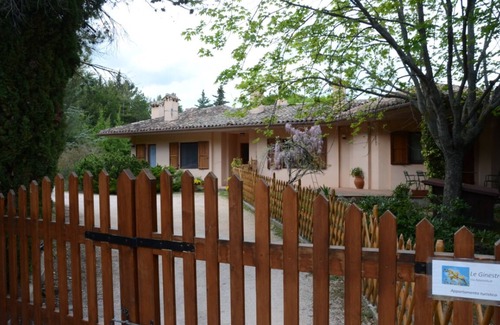 San Severino Marche Casa | Apartamento en el campo con el uso del huerto y espacio para sus animales.