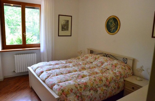 San Severino Marche Casa | Apartamento en el campo con el uso del huerto y espacio para sus animales.