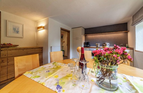San Leonardo in Passiria Apartamento | Apartamento "Familienwohnung" en "Schildhof Ebion" con vistas a la montaña, Wi-Fi y jardín