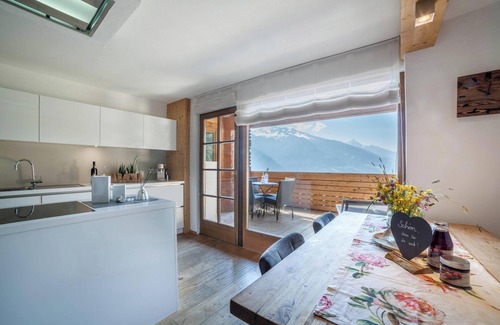 San Martino in Passiria Apartamento | Apartamento " Bergsuite" con vistas a la montaña, balcón, jardín y Wi-Fi