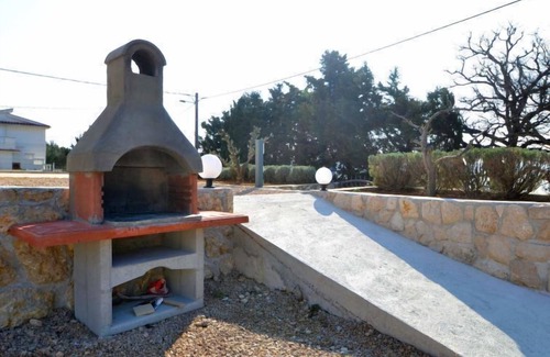 Maslenica Apartamento | Apartamento Ivan by Interhome