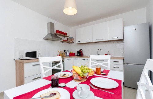 Tribalj Apartamento | Apartment Ivona (89911-A1) - Tribalj