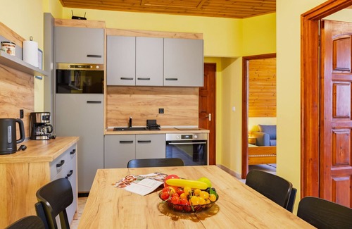 Balatonszarszo Apartamento | Apartamento Jókai by Interhome