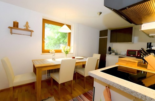 Schoenwald Apartamento | Apartamento 'Jachmann, 80qm' con terraza privada, jardín privado y Wi-Fi