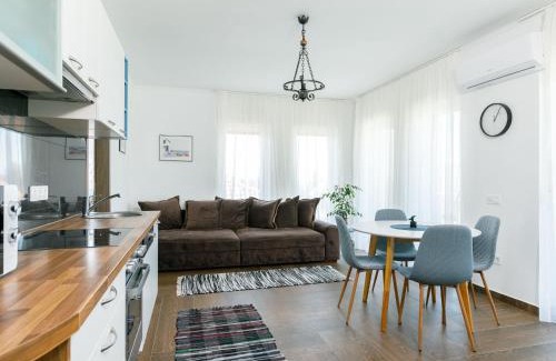 Balatonszarszo Apartamento | Apartment Johann 2 by Interhome