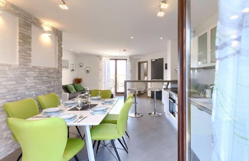 Banjole Apartamento | Apartamento Joy by Interhome