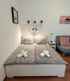 Nepszinhaz negyed Apartamento | Apartment Juan