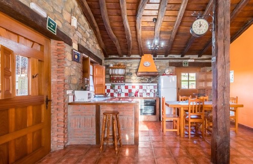 Villacarriedo Apartamento | Apartamento 'Juntana 2' con vistas a la montaña, terraza compartida y Wi-Fi