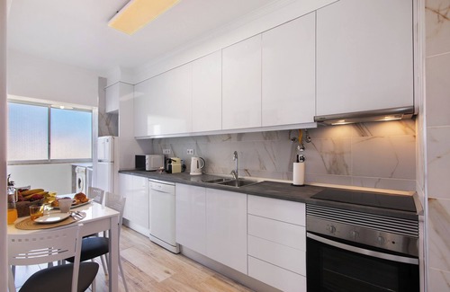 Faro Apartamento | Apartamento 'Justo's House' con balcón y Wi-Fi