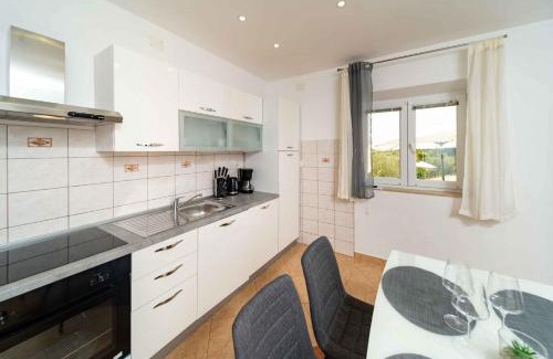 Suha Punta Apartamento | Apartment Kampor 4