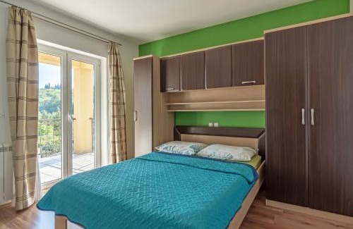 Kuceli Apartamento | Apartment Kate-3 by Interhome