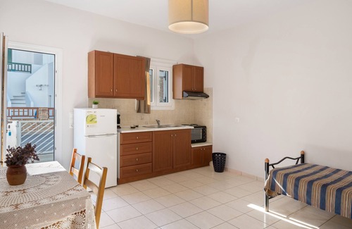 Merichas Apartamento | Apartamento 'Katerina Irida' con vistas al mar, Wi-Fi y aire acondicionado
