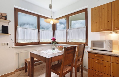 San Pancrazio Apartamento | Apartamento 'Kati's Haus' con vistas a la montaña, terraza privada y jardín compartido
