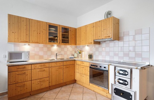 San Pancrazio Apartamento | Apartamento 'Kati's Haus' con vistas a la montaña, terraza privada y jardín compartido