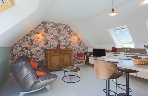 Trevou-Treguignec Apartamento | Apartamento 'Kerli Cosy' con vistas al mar, jardín privado y Wi-Fi