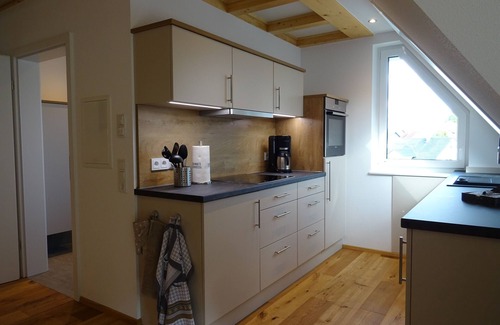 Unterkirnach Apartamento | Apartamento 'Kieschtock' con jardín compartido, balcón y Wi-Fi