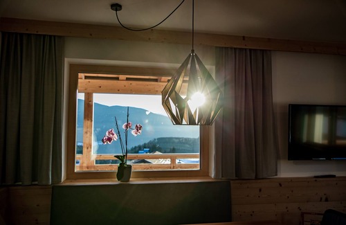 Terento Apartamento | Apartamento "Kieserhof Berg" con vistas a la montaña, terraza privada y Wi-Fi