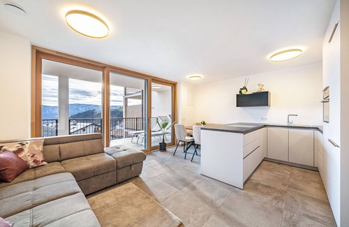 Meltina Apartamento | Apartamento 'Klara' con vistas a la montaña, terraza privada y Wi-Fi