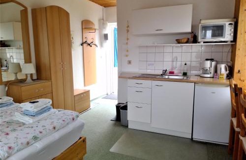 Serrahn Apartamento | Apartment Kletterrose, Seenähe, Mecklenburgische Seenplatte