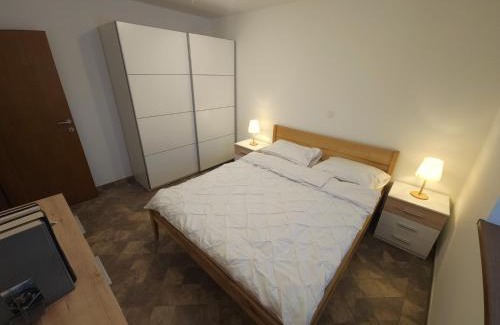Cerklje ob Krki Apartamento | Apartment Kostanjevica na Krki