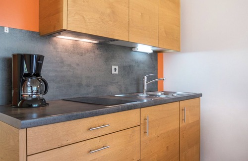 Silandro Apartamento | Apartamento 'Kortscherhof Depandance Apt 1' con vistas a la montaña, terraza privada y Wi-Fi