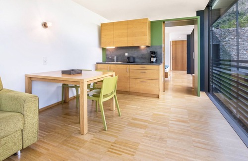 Silandro Apartamento | Apartamento 'Kortscherhof Depandance 2' con vistas a la montaña, terraza privada y Wi-Fi