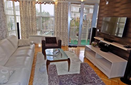 Kragujevac Apartamento | Apartment Kragujevac