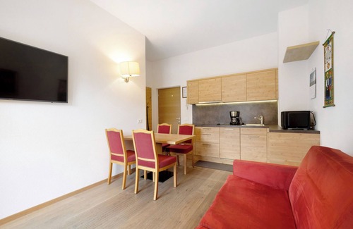 Valdaora di Mezzo Apartamento | Apartamento 'Kriendl Nr 4' con vistas a la montaña, terraza privada y Wi-Fi