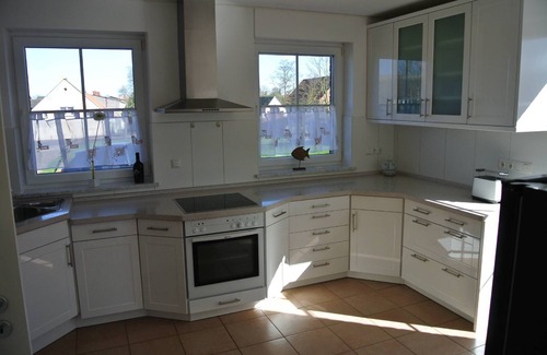 Kroeslin Apartamento | Apartment 'Kröslin' with Private Terrace, Private Garden and Wi-Fi