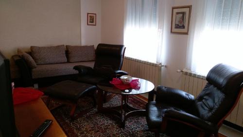 Arandelovac Apartamento | Apartment Krsmanovic