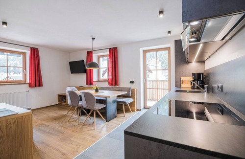 Vierschach Apartamento | Apartamento "Kuenz Dolomites 3" con vistas a la montaña, balcón y Wi-Fi